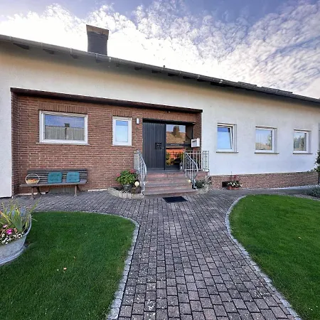 Cozy With Fireplace And Balcony Daire Brilon